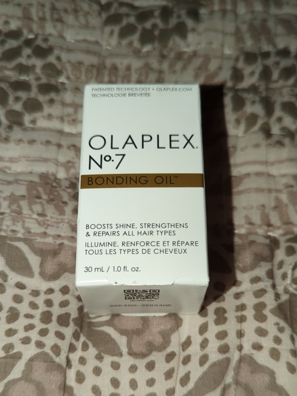 Olaplex-No. 7Bonding Oil. NEW IN THE BOX.